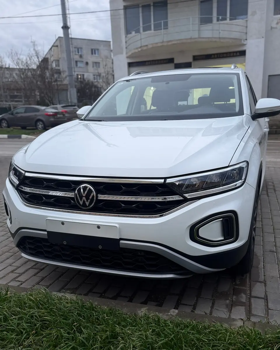 Чистый белый кроссовер после мойки — Devil Car, Севастополь